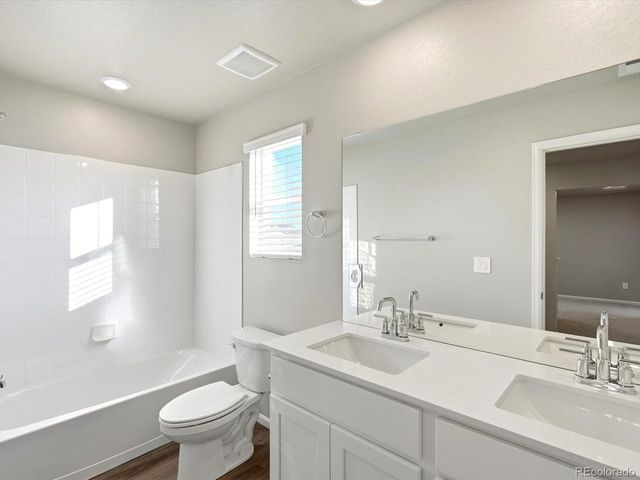 7356 27th Street Ln, Greeley, CO 80634