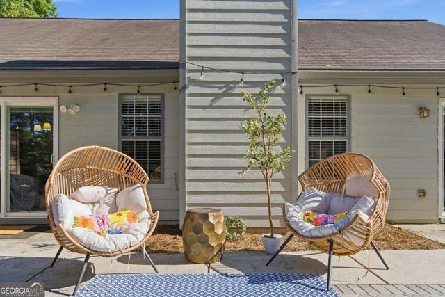 5274 Autumn Run Drive, Powder Springs, GA 30127