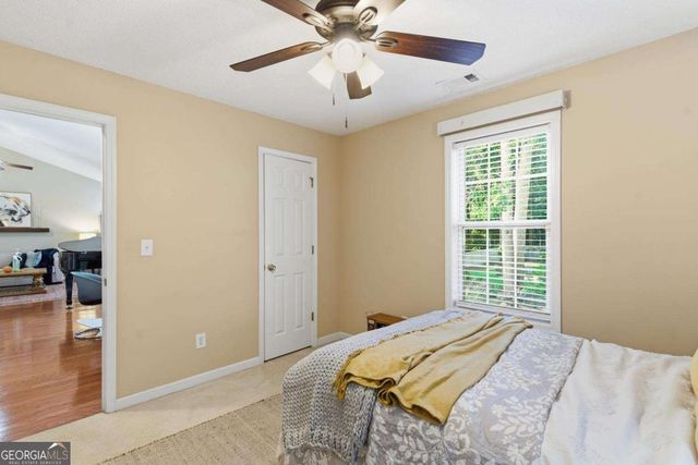 5274 Autumn Run Drive, Powder Springs, GA 30127
