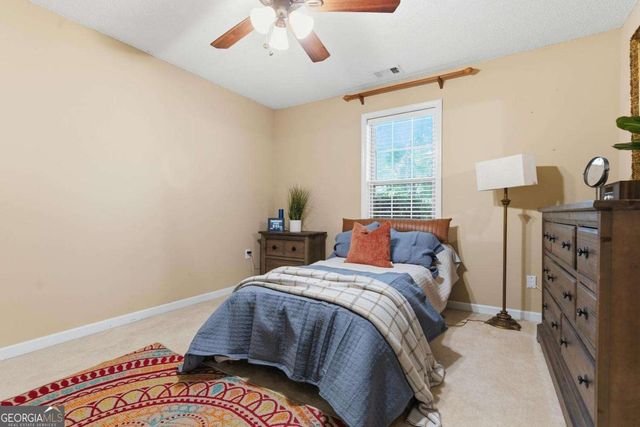 5274 Autumn Run Drive, Powder Springs, GA 30127
