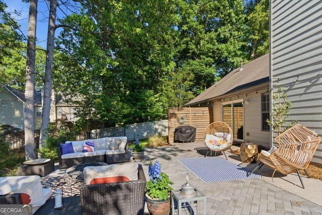 5274 Autumn Run Drive, Powder Springs, GA 30127