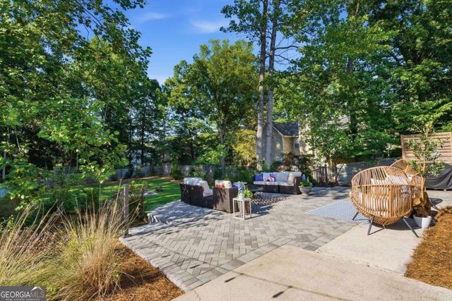 5274 Autumn Run Drive, Powder Springs, GA 30127
