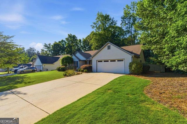 5274 Autumn Run Drive, Powder Springs, GA 30127