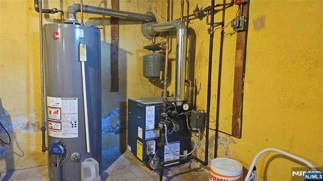 560 Boulevard, New Milford, NJ 07646