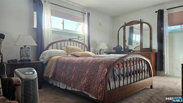 560 Boulevard, New Milford, NJ 07646