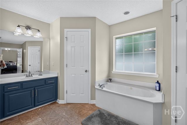 101 Laurens Lane, Savannah, GA 31419