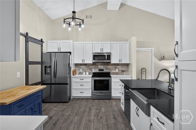 101 Laurens Lane, Savannah, GA 31419