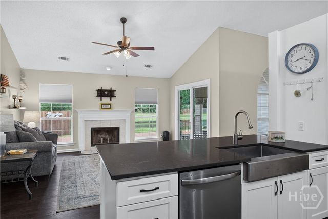 101 Laurens Lane, Savannah, GA 31419