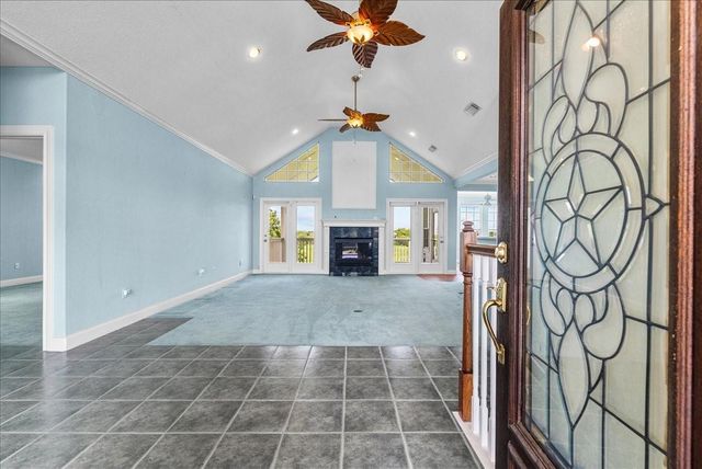 2250 Broadway Street, San Leon, TX 77539