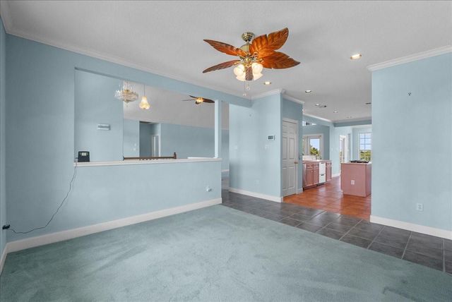 2250 Broadway Street, San Leon, TX 77539