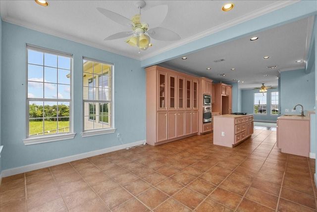 2250 Broadway Street, San Leon, TX 77539