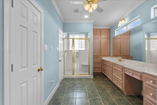 2250 Broadway Street, San Leon, TX 77539