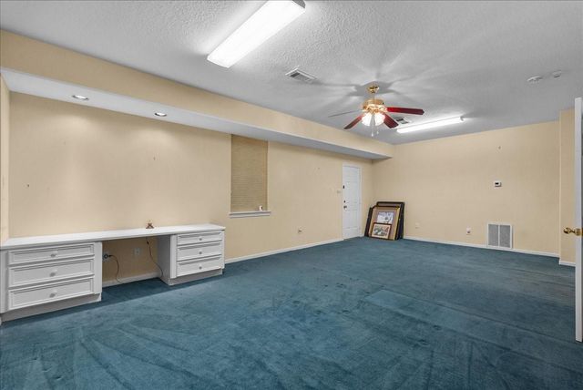 2250 Broadway Street, San Leon, TX 77539