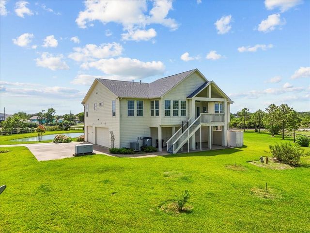 2250 Broadway Street, San Leon, TX 77539