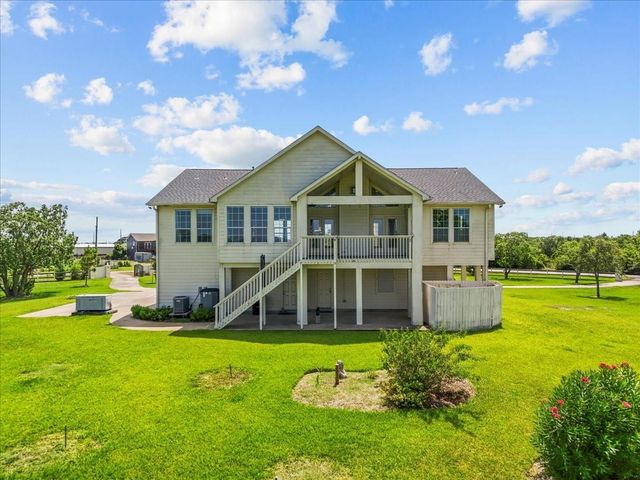 2250 Broadway Street, San Leon, TX 77539