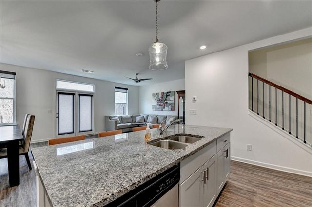 1049 Collections Drive, Lawrenceville, GA 30043