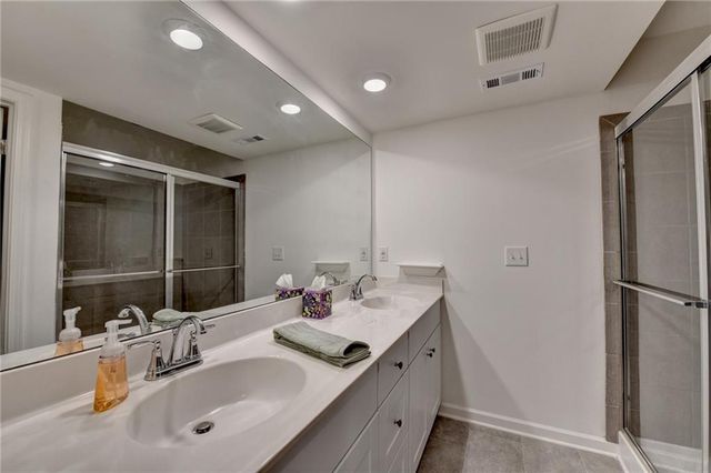 1049 Collections Drive, Lawrenceville, GA 30043