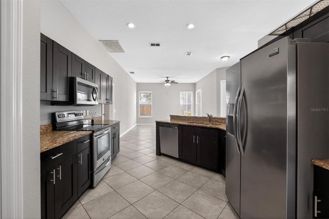 3235 ALCOTT AVENUE, Plant City, FL 33566