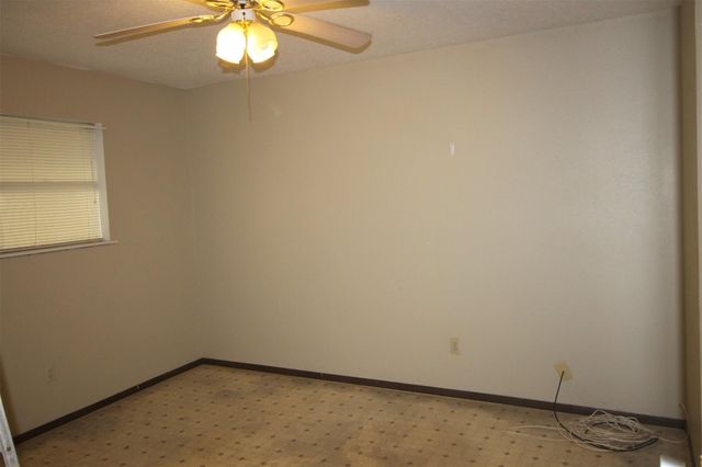 415 County Road 105, Devers, TX 77538