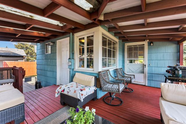 3923 N Whitehouse St, Spokane, WA 99205
