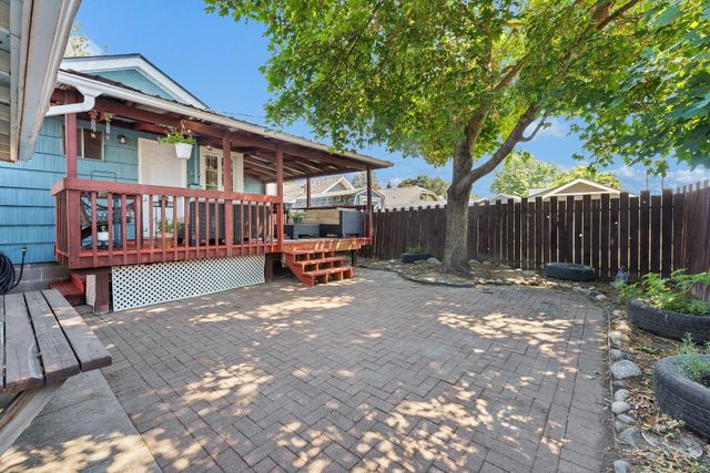 3923 N Whitehouse St, Spokane, WA 99205