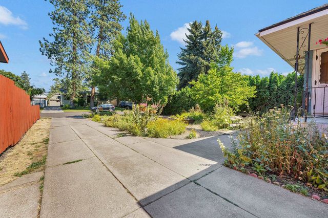 3923 N Whitehouse St, Spokane, WA 99205