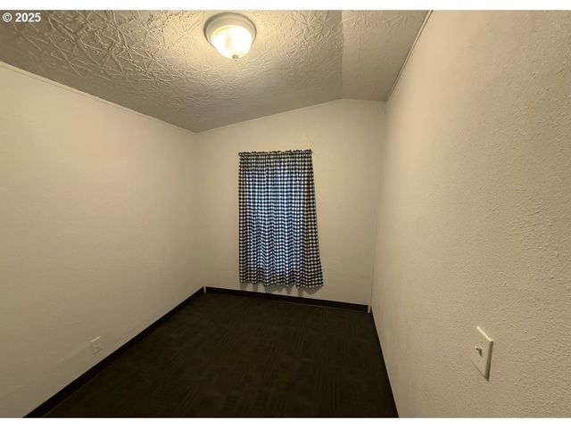 74866 Doan Rd 82, Rainier, OR 97048