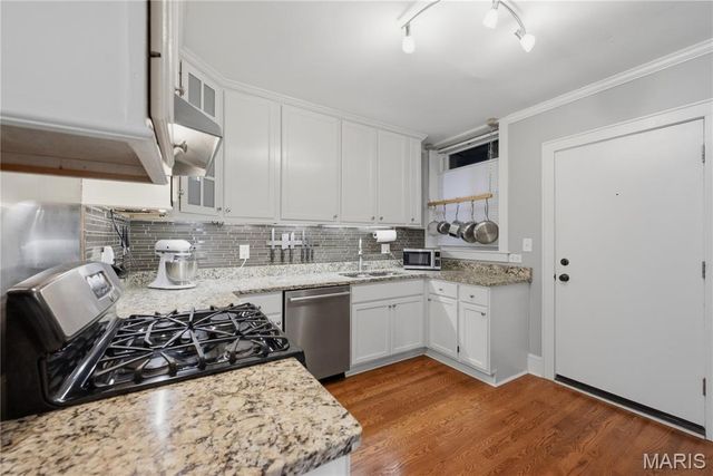 4500 McPherson Avenue 1E, St Louis, MO 63108