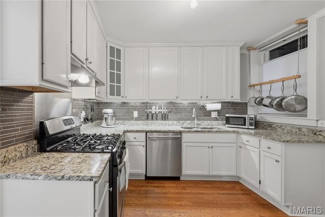4500 McPherson Avenue 1E, St Louis, MO 63108