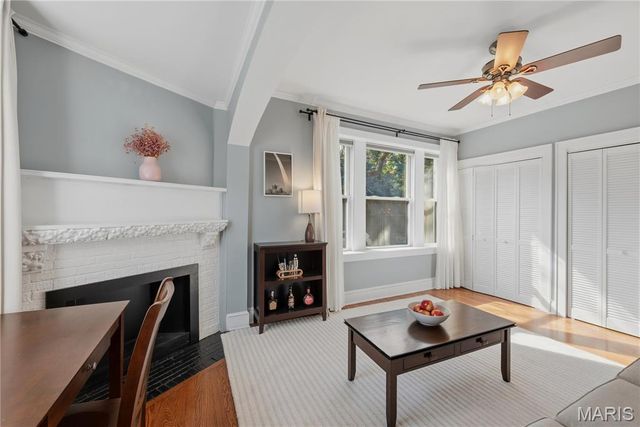 4500 McPherson Avenue 1E, St Louis, MO 63108