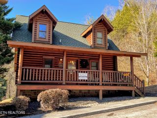3131 Smoky Ridge Way, Sevierville, TN 37862