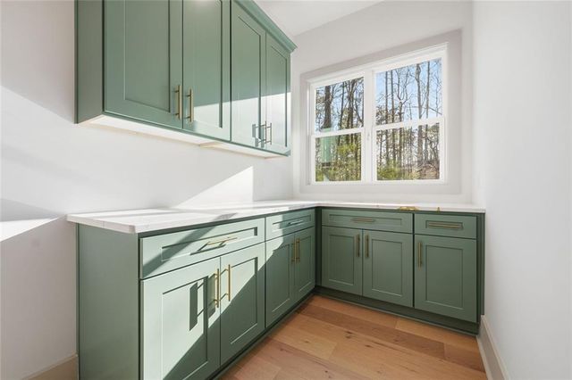 4988 Hidden Branch Drive, Sugar Hill, GA 30518