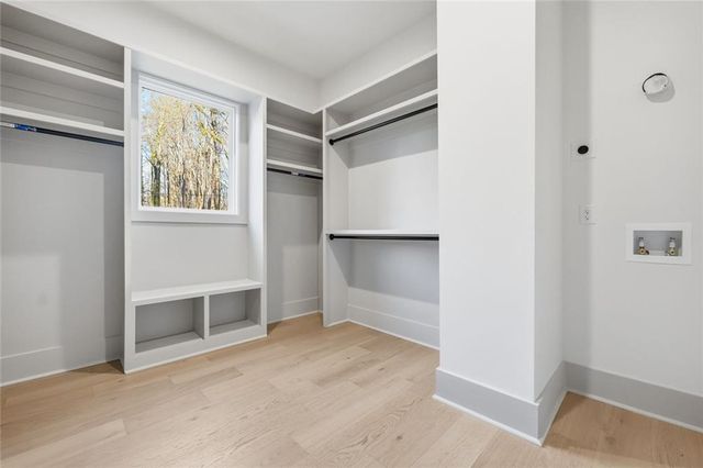 4988 Hidden Branch Drive, Sugar Hill, GA 30518