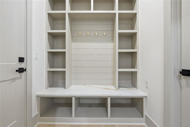 4988 Hidden Branch Drive, Sugar Hill, GA 30518