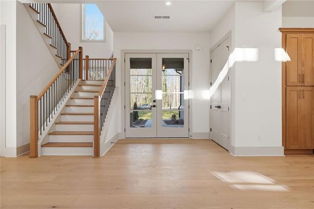 4988 Hidden Branch Drive, Sugar Hill, GA 30518