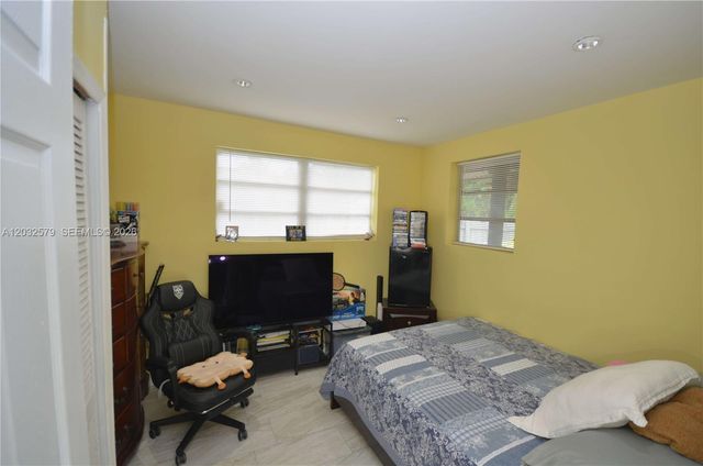 7470 Polk Street, Hollywood, FL 33024