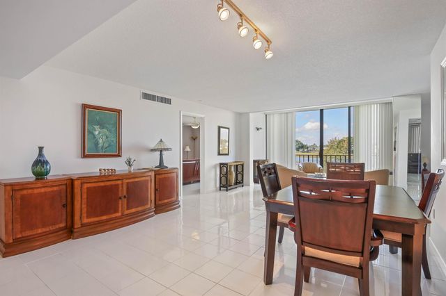 4838 Esedra Court 203, Lake Worth, FL 33467