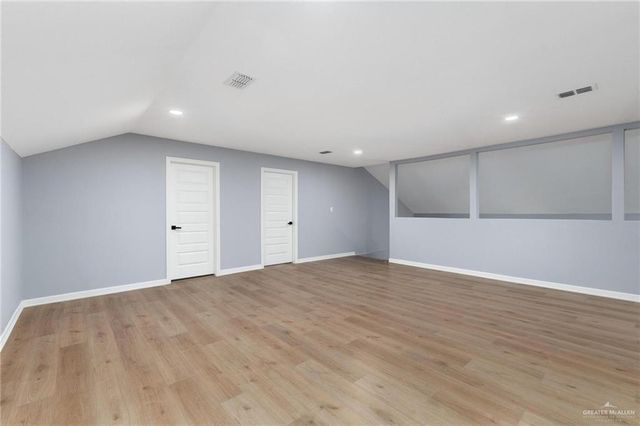 829 W White Avenue, Raymondville, TX 78580