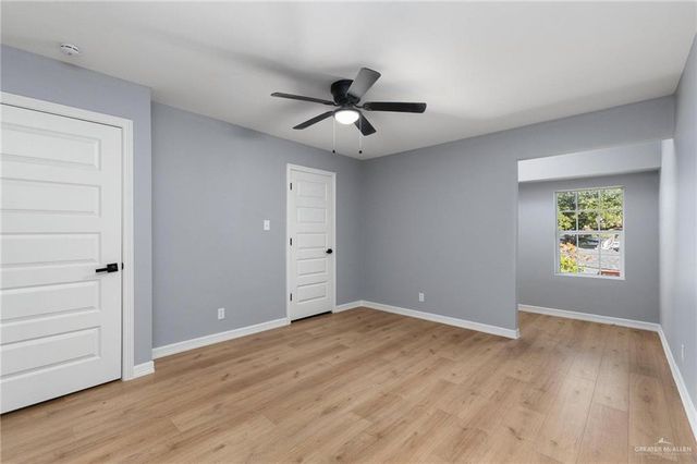 829 W White Avenue, Raymondville, TX 78580