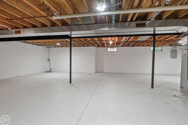 53261 Butternut Street, Chesterfield Twp, MI 48051