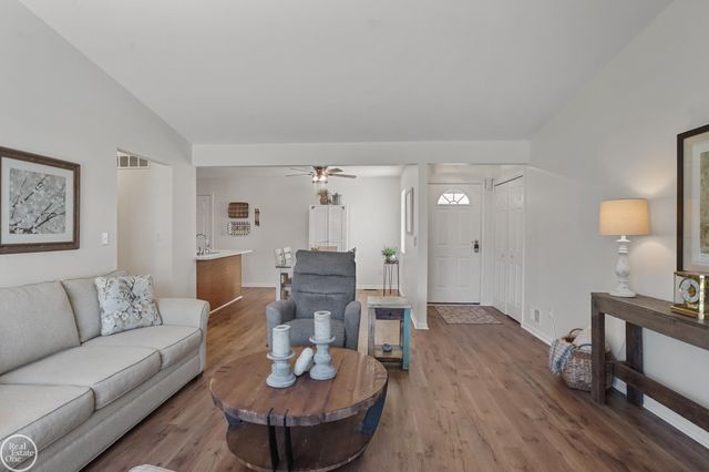 53261 Butternut Street, Chesterfield Twp, MI 48051