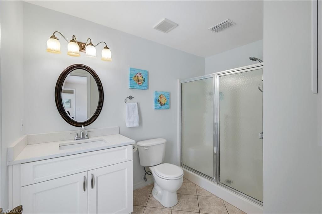Image 18 of property listing at 615 SW 39th TER, Cape Coral, FL 33914
