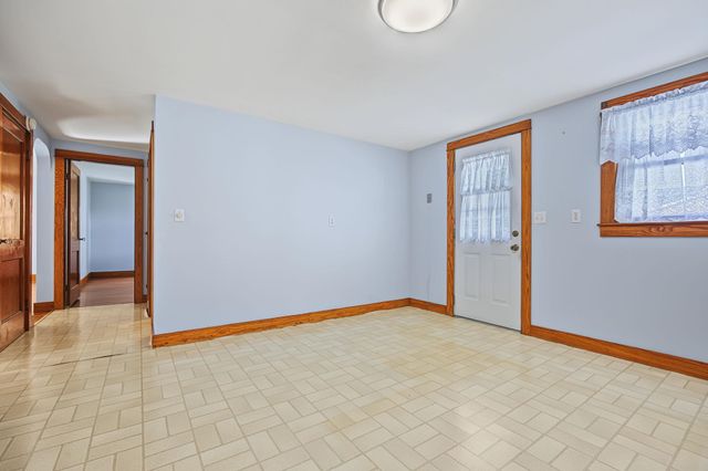 68 Burke Street, Nashua, NH 03060