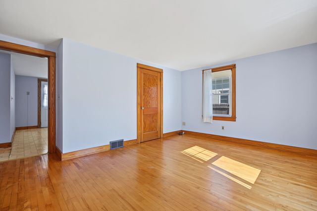 68 Burke Street, Nashua, NH 03060