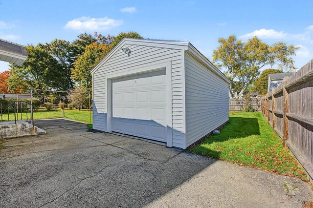 68 Burke Street, Nashua, NH 03060