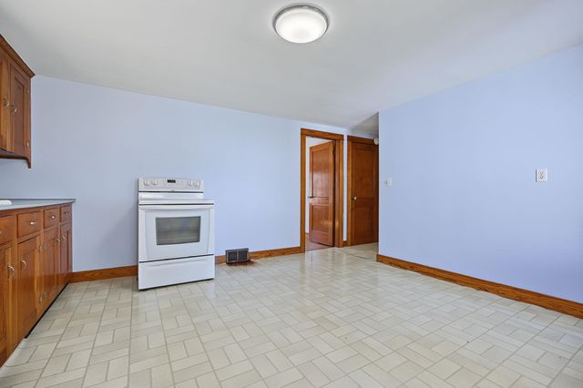 68 Burke Street, Nashua, NH 03060