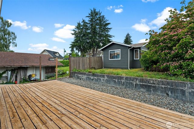 3326 Ross Avenue, Gig Harbor, WA 98332