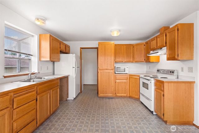 3326 Ross Avenue, Gig Harbor, WA 98332