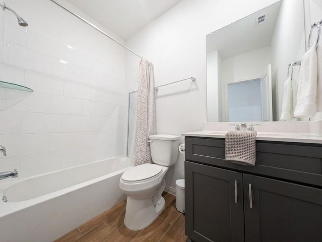 18122 Sonresa Way, Tomball, TX 77377