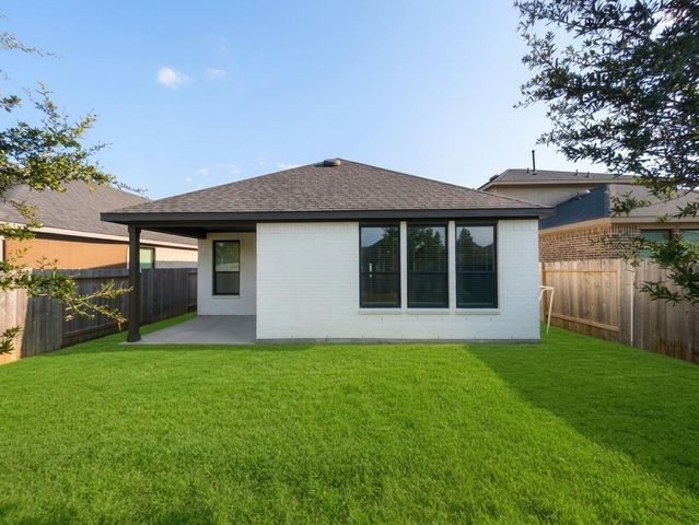 18122 Sonresa Way, Tomball, TX 77377